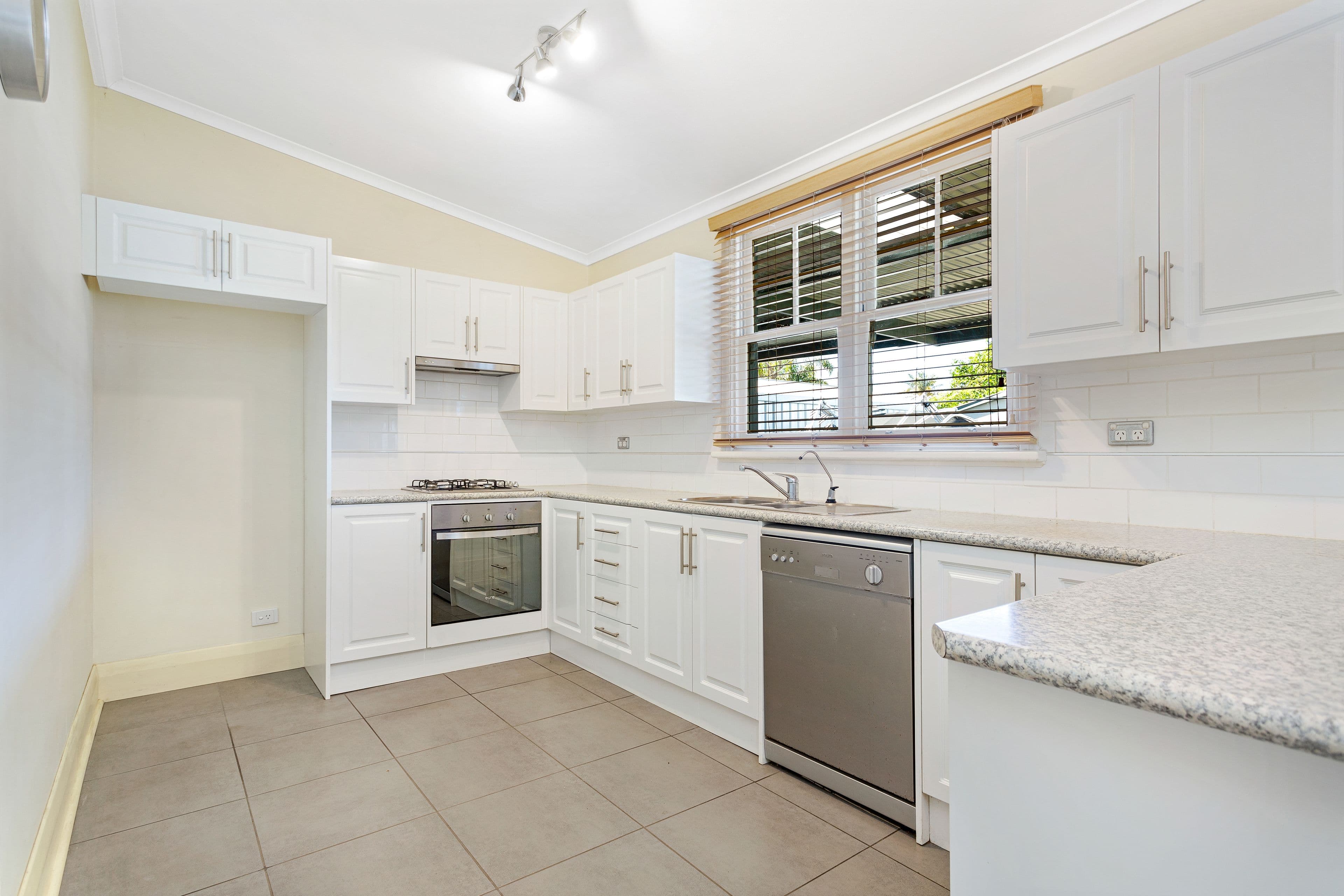 44 Ward Street, Pennington SA 5013, Pennington - Thumbnail 3