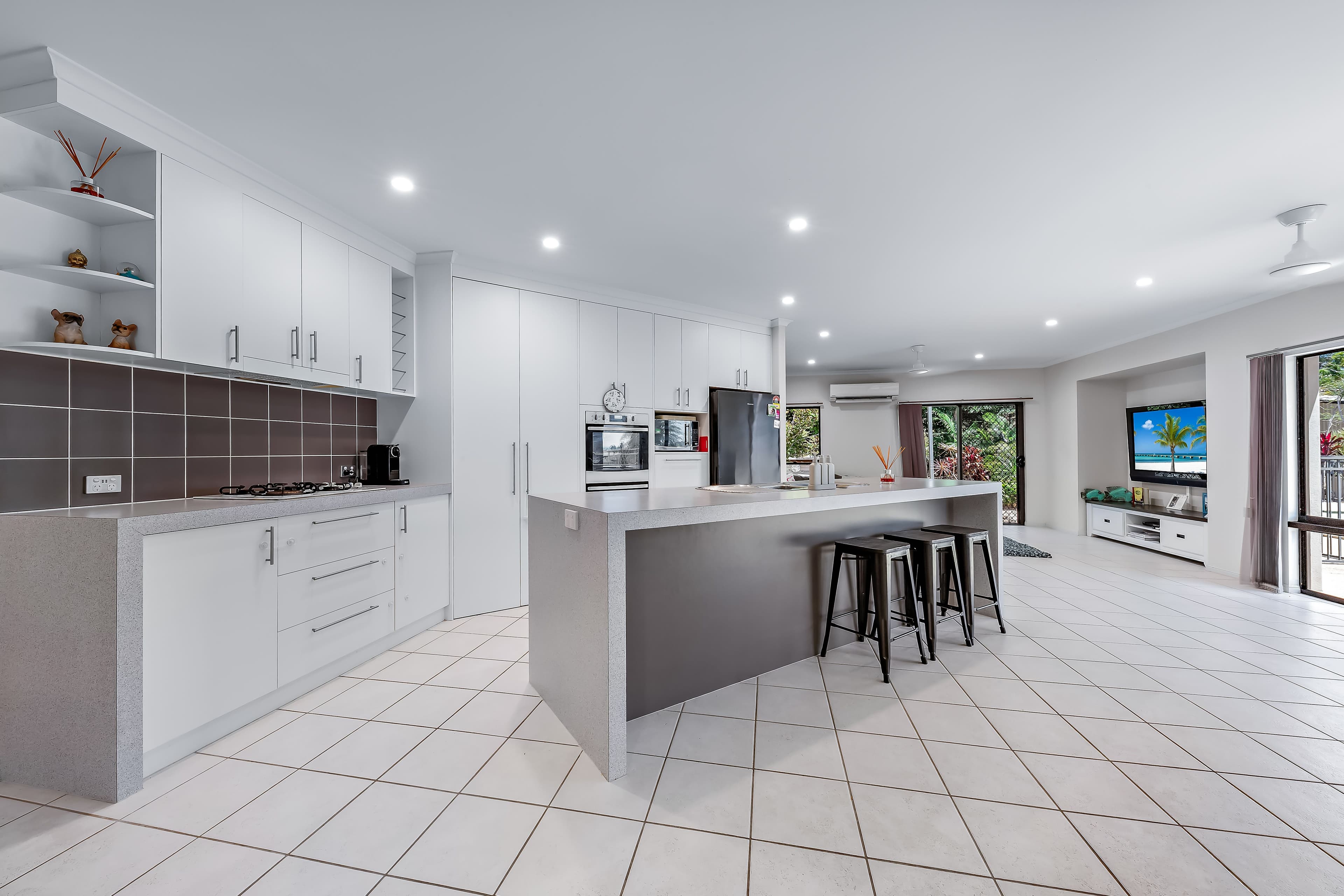 64 Stanley Drive, Cannon Valley QLD 4800, Cannon Valley - Thumbnail 4