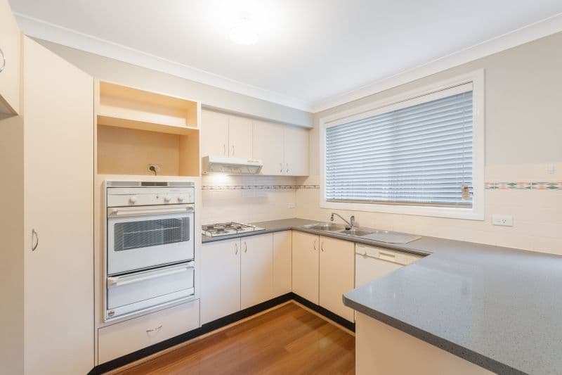16 Hickory Place, Dural NSW 2158, Dural - Thumbnail 2
