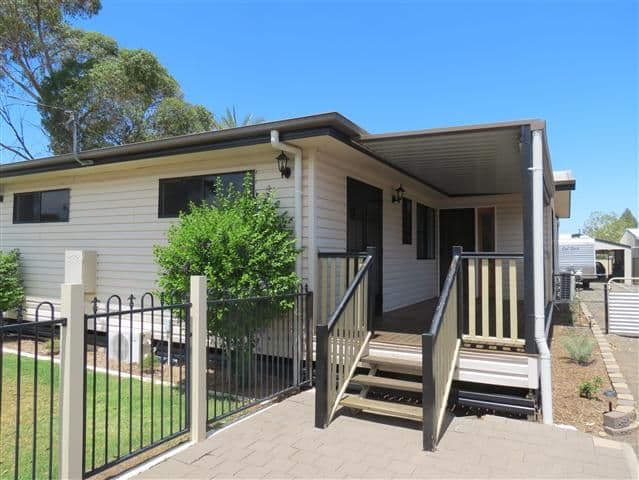 52 Raglan Street, ROMA QLD 4455, Roma - Image 1