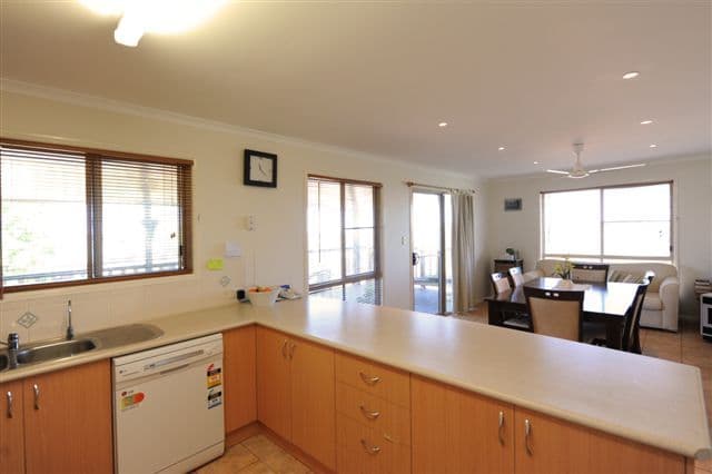5 Elizabeth Kenny Court, HARRISTOWN QLD 4350, Harristown - Thumbnail 4