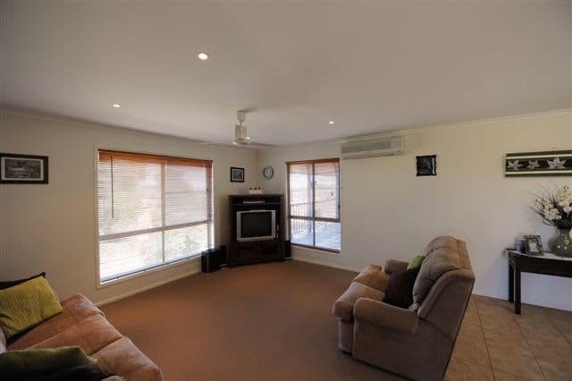 5 Elizabeth Kenny Court, HARRISTOWN QLD 4350, Harristown - Thumbnail 7