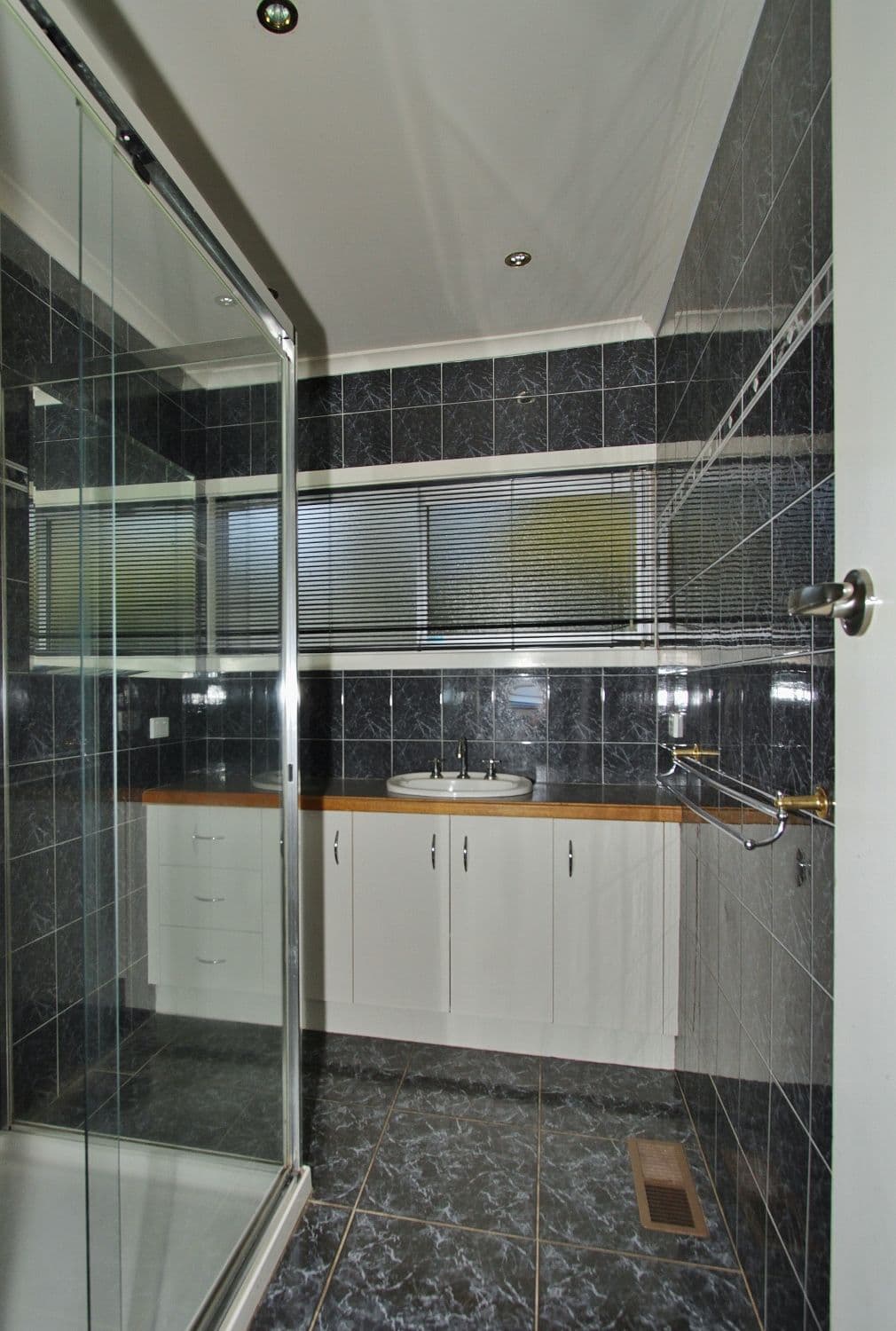 7 Palm Court, Heathcote VIC 3523, Heathcote - Thumbnail 8