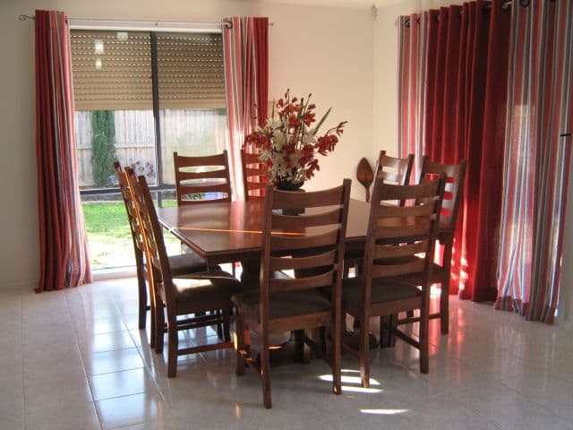 64 Lockwood Drive, ROXBURGH PARK VIC 3064, Roxburgh Park - Thumbnail 2