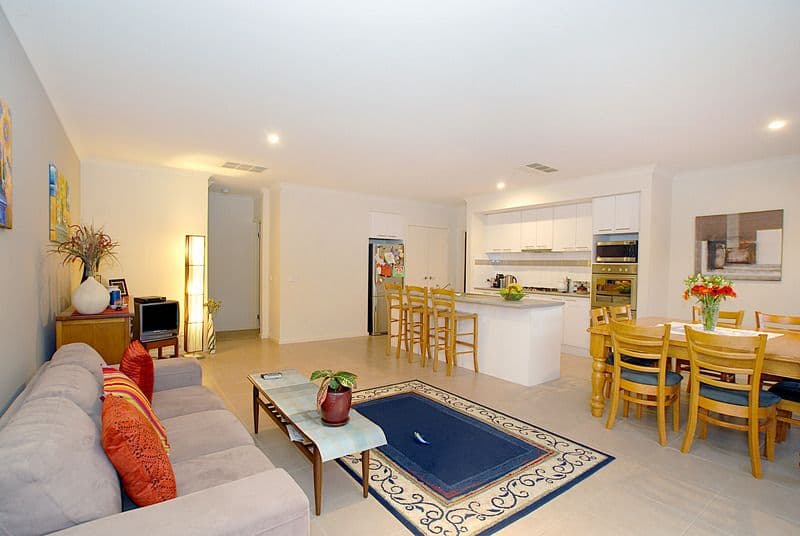 6 Orchid Close, FERNTREE GULLY VIC 3156, Ferntree Gully - Thumbnail 4
