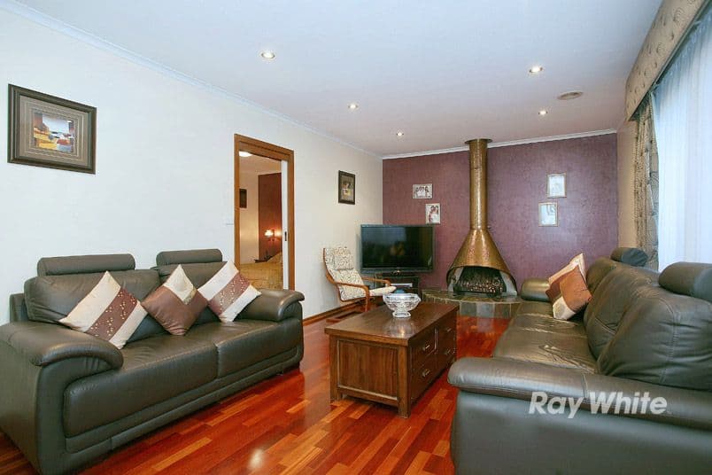 27 Malmsbury Crescent, Rowville VIC 3178, Rowville - Thumbnail 3