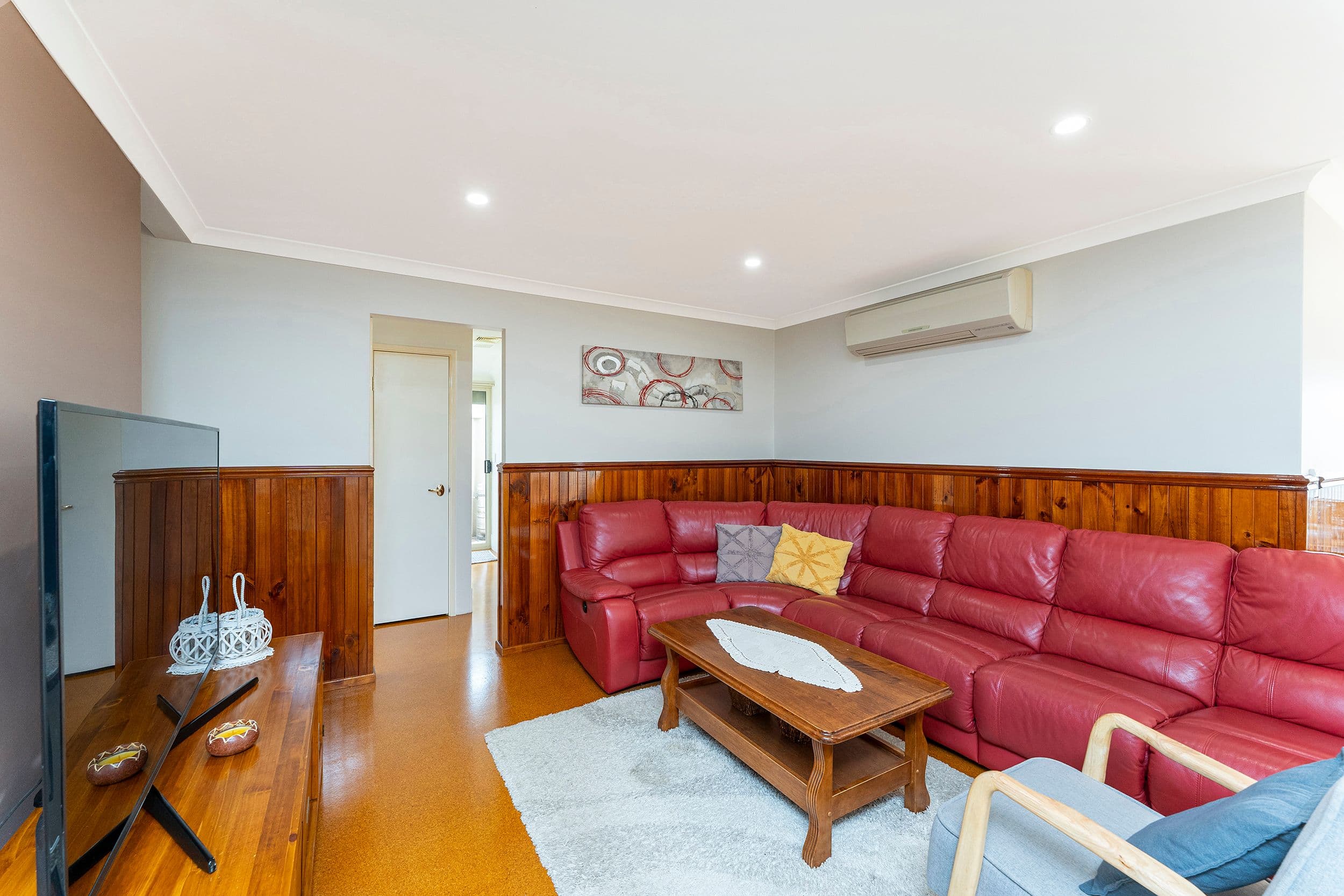 23 Clipperton Court, Waikiki WA 6169, Waikiki - Thumbnail 3