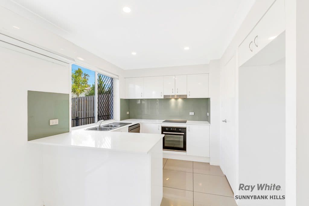 28 Benhiam Street, Calamvale QLD 4116, Calamvale - Thumbnail 3