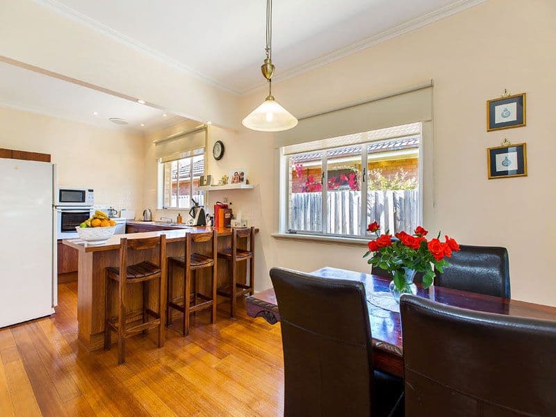 17 Acacia Avenue, MENTONE VIC 3194, Mentone - Thumbnail 3