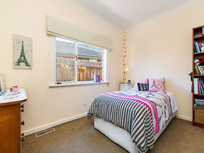 17 Acacia Avenue, MENTONE VIC 3194, Mentone - Thumbnail 7