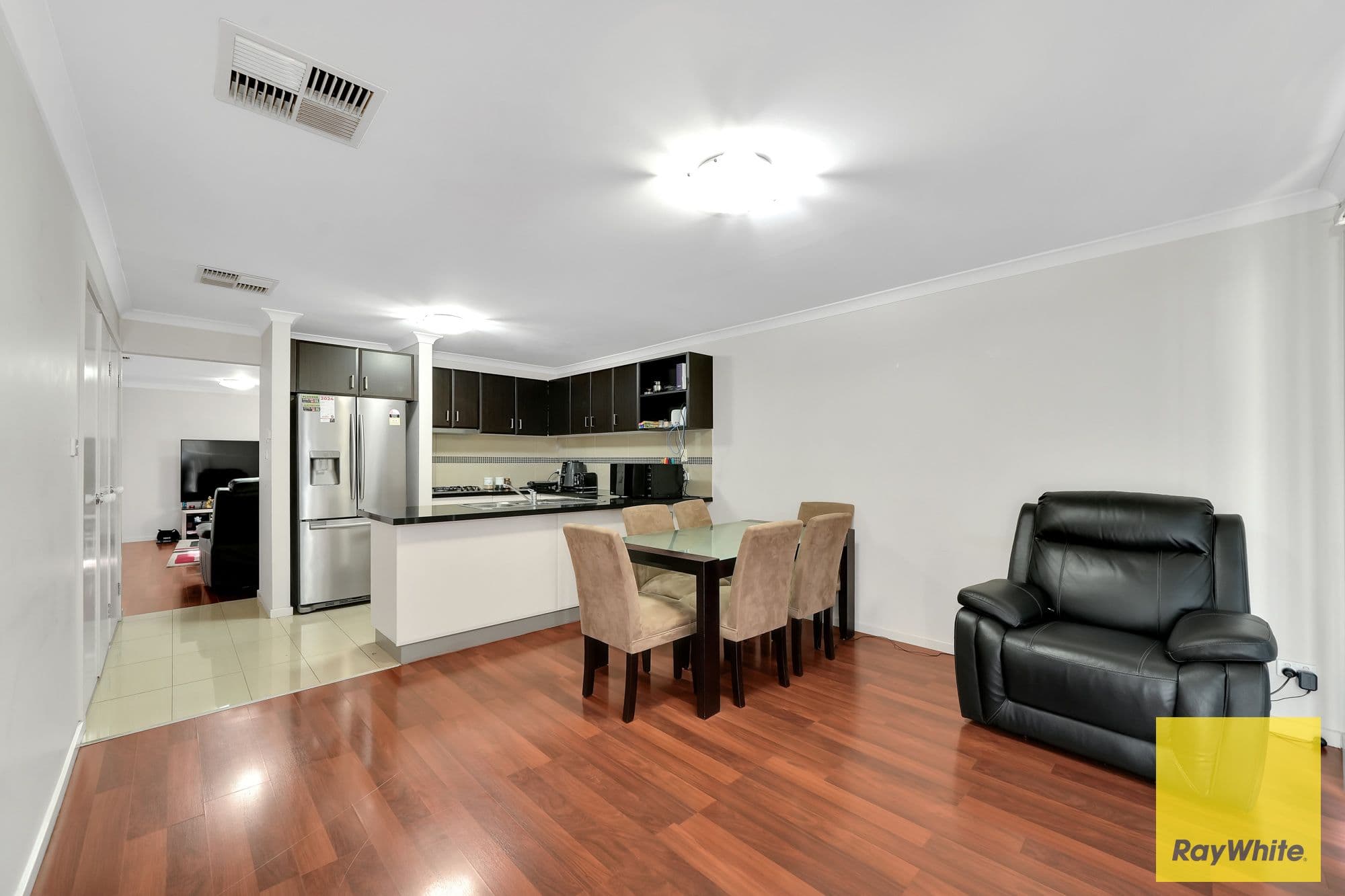 4 Fetlock Drive, Truganina VIC 3029, Truganina - Thumbnail 3