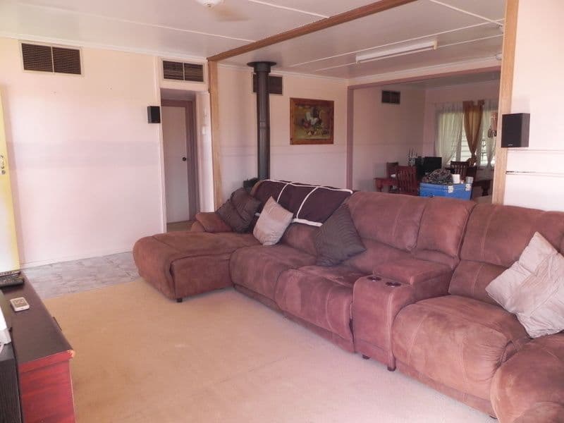 118 Parry Street, Charleville QLD 4470, Charleville - Thumbnail 3