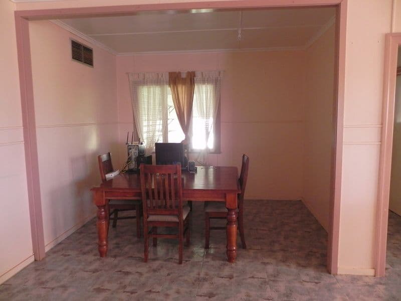 118 Parry Street, Charleville QLD 4470, Charleville - Thumbnail 7