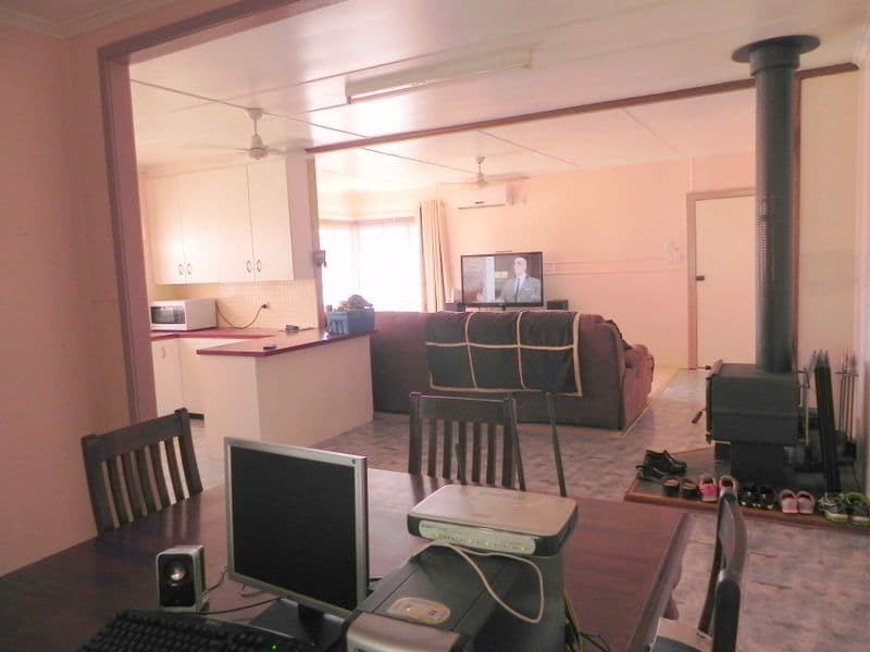 118 Parry Street, Charleville QLD 4470, Charleville - Thumbnail 8