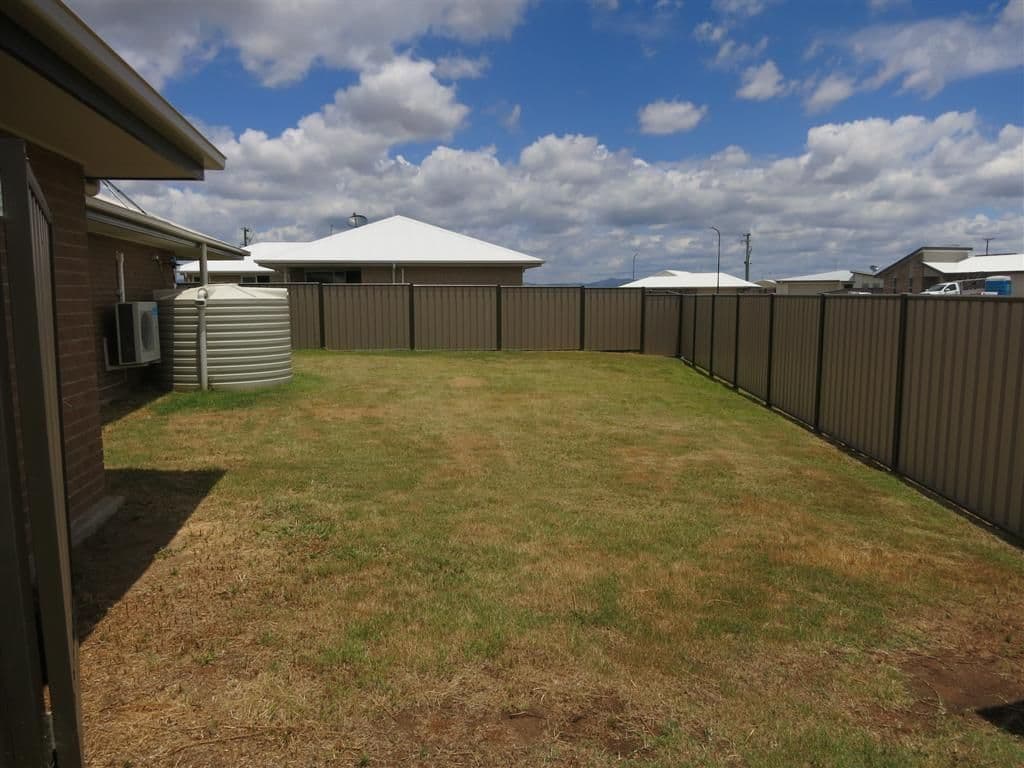 4 Belltrees Place, Gracemere QLD 4702, Gracemere - Thumbnail 7