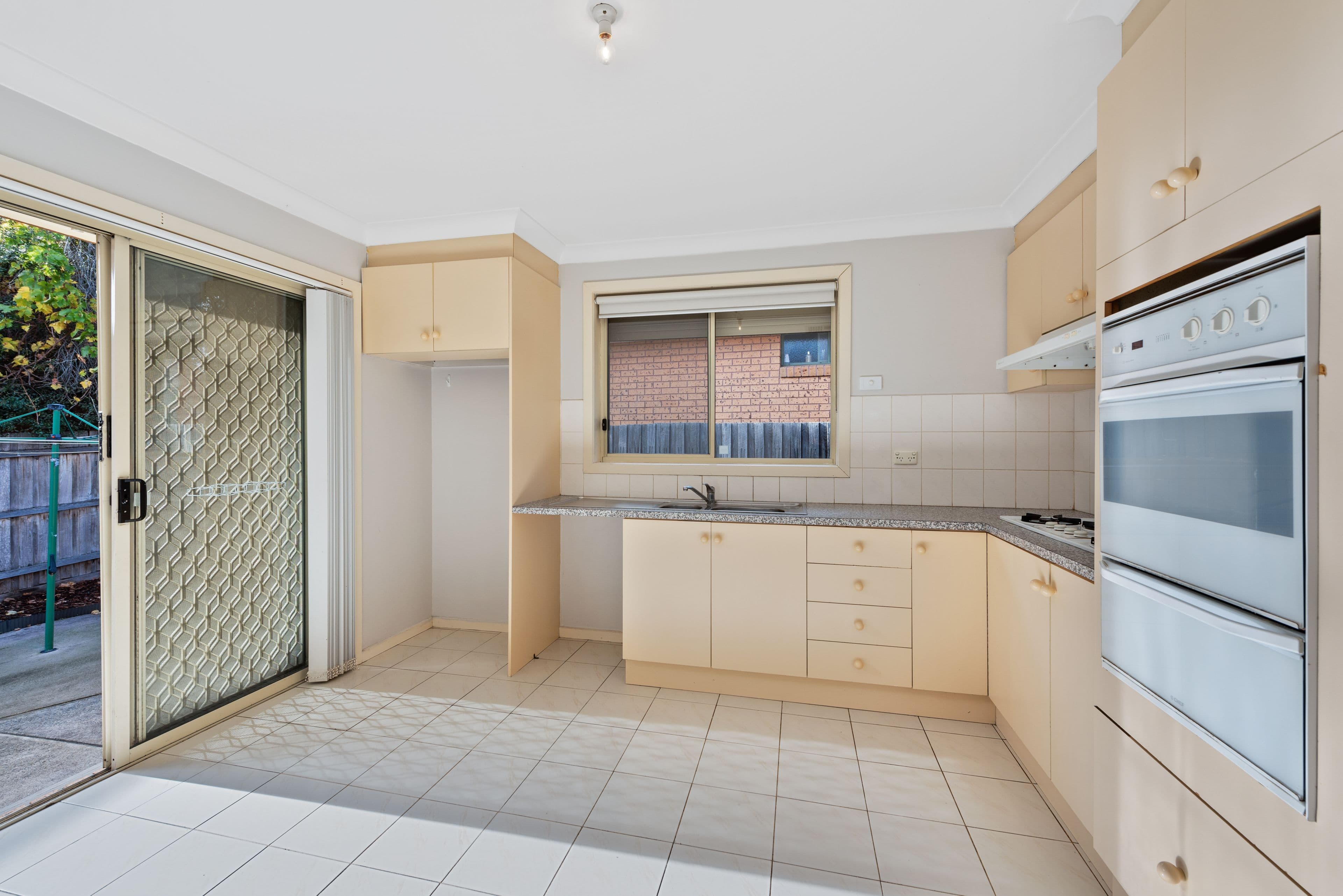 8 Hillas Court, Mill Park VIC 3082, Mill Park - Thumbnail 3