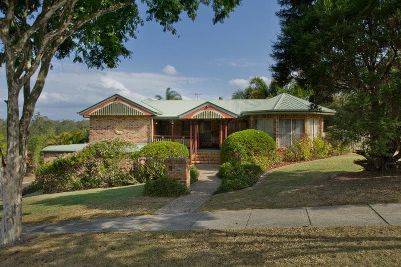 1 Tuckett Street,  Kenmore Hills, Kenmore Hills - Thumbnail 2