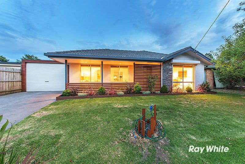 10 Plaistow Court, Cranbourne North VIC 3977, Cranbourne North - Image 1