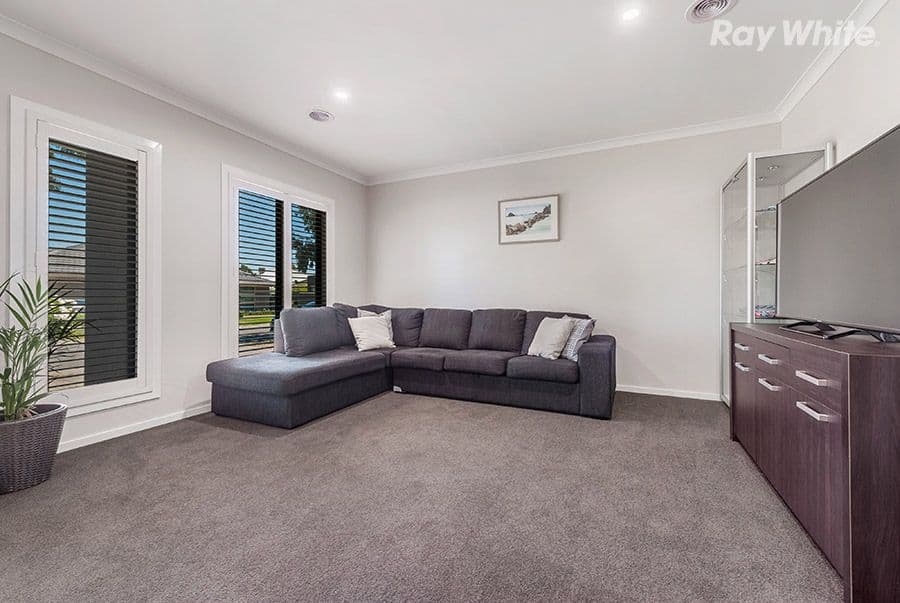 28 Paisley Crescent, Mernda VIC 3754, Mernda - Thumbnail 2