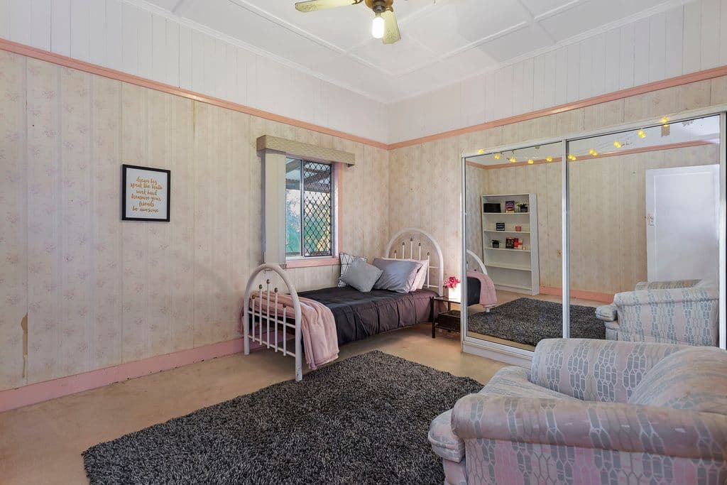 68 Birdwood Road, Holland Park West QLD 4121, Holland Park West - Thumbnail 5