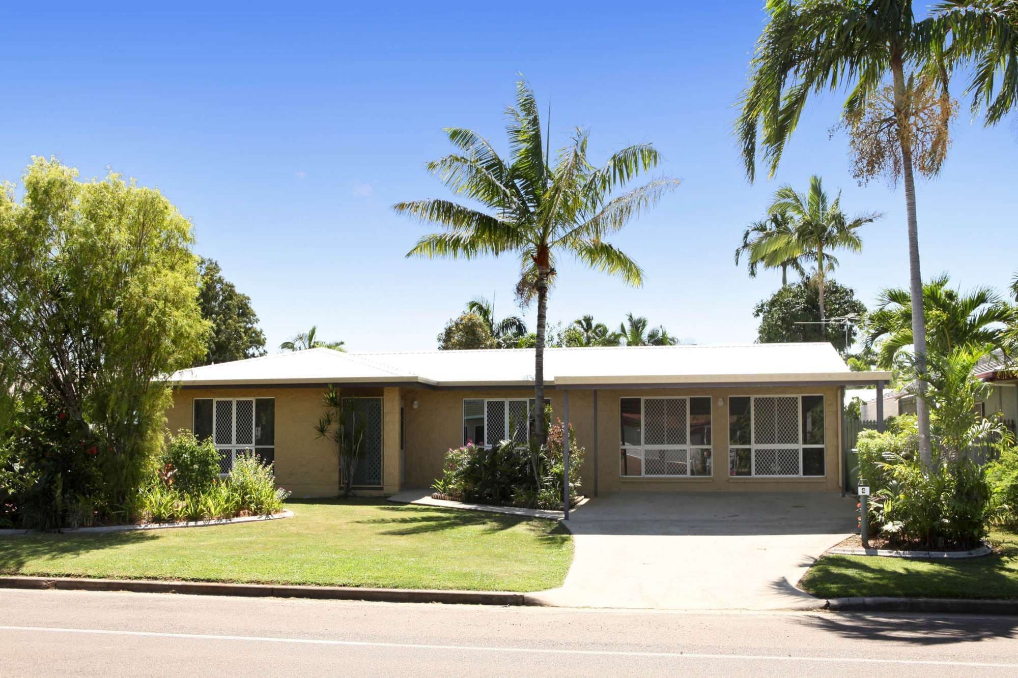 4 Macarthur Drive, ANNANDALE QLD 4814, Annandale - Image 1