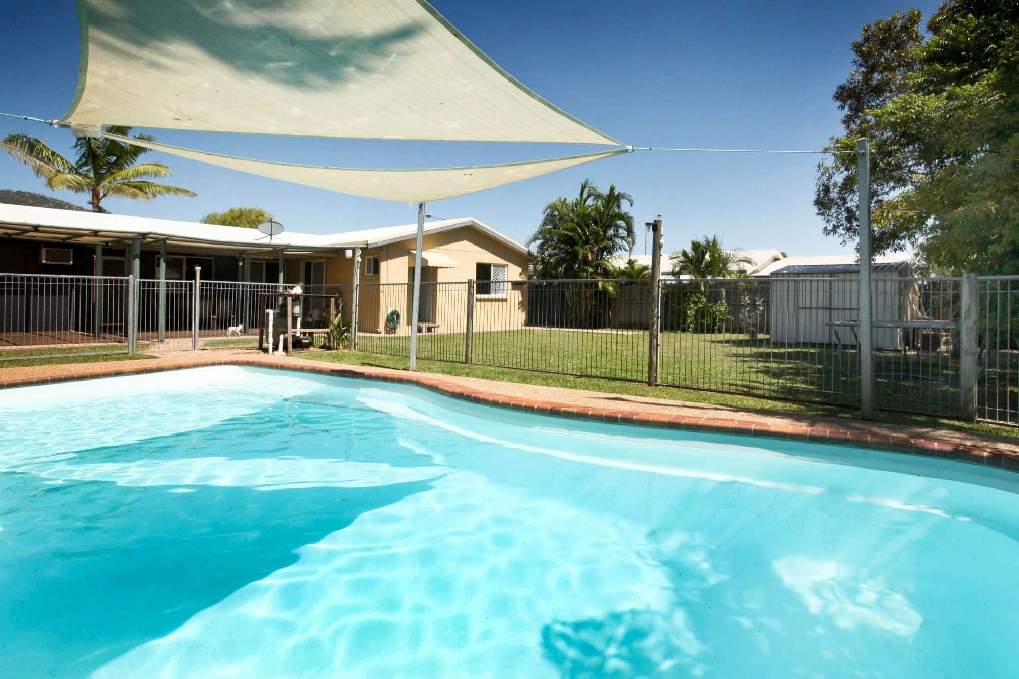 4 Macarthur Drive, ANNANDALE QLD 4814, Annandale - Thumbnail 3