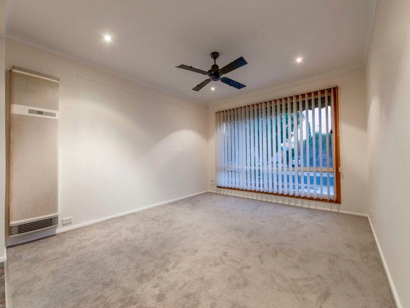 21 Armata Crescent, FRANKSTON NORTH VIC 3200, Frankston North - Thumbnail 4