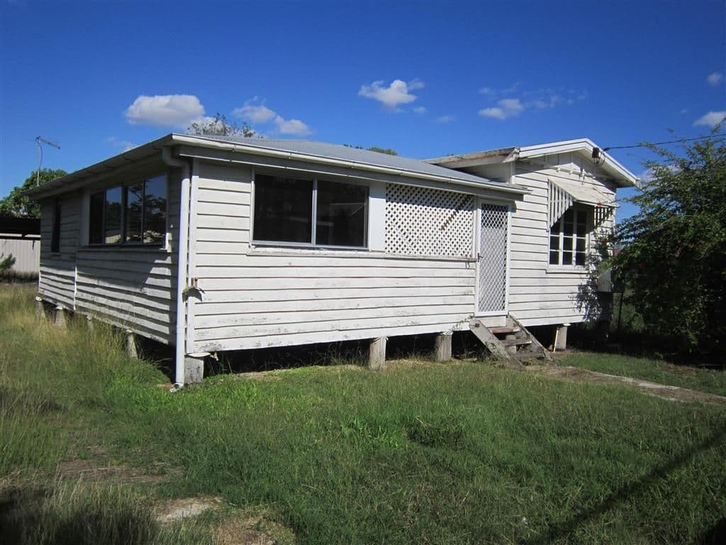 15 Bank Street, Park Avenue QLD 4701, Park Avenue - Image 1