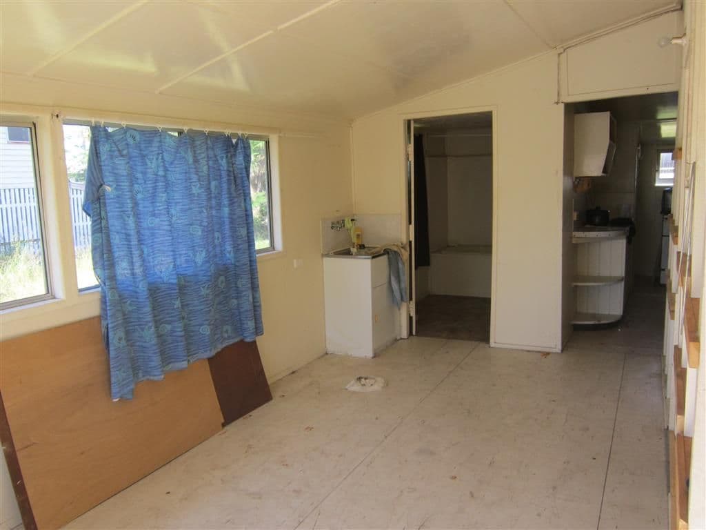 15 Bank Street, Park Avenue QLD 4701, Park Avenue - Thumbnail 5