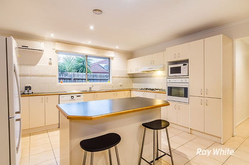 10 Amity Way, Cranbourne West VIC 3977, Cranbourne West - Thumbnail 6