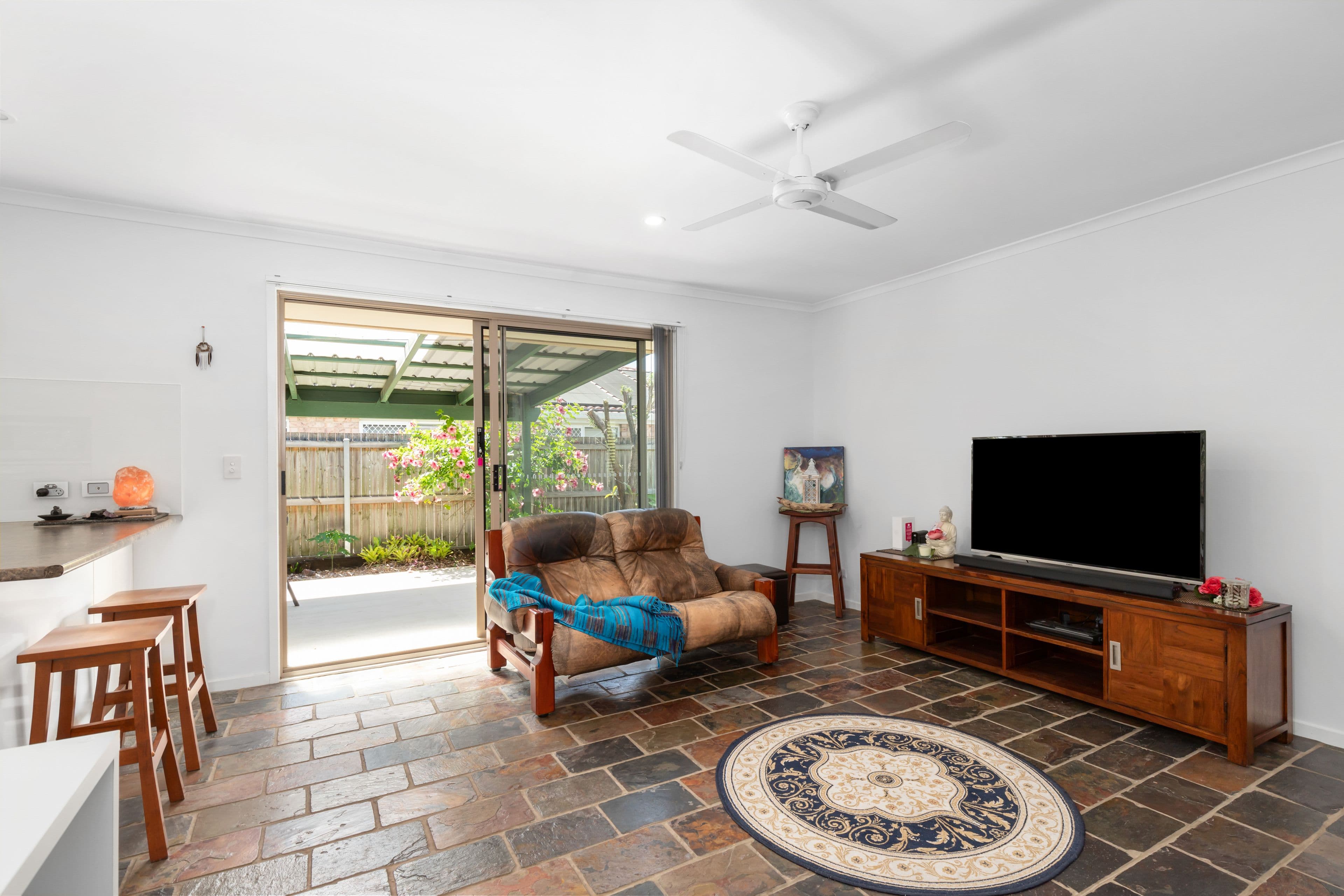 1 Webber Place, Wynnum West QLD 4178, Wynnum West - Thumbnail 3