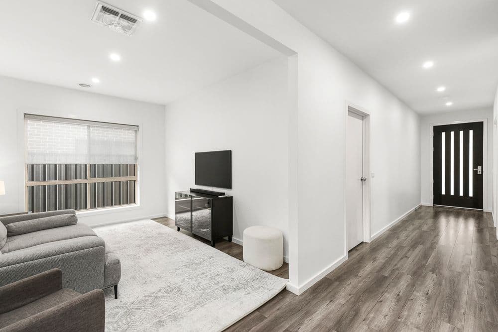 610 Grand Boulevard, Craigieburn VIC 3064, Craigieburn - Thumbnail 2
