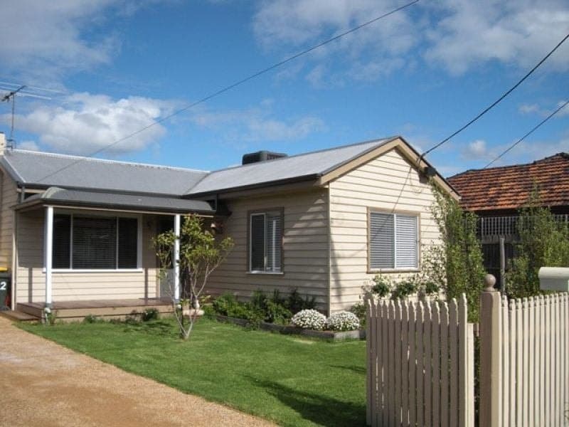 92 Third Avenue, Altona North - Thumbnail 2