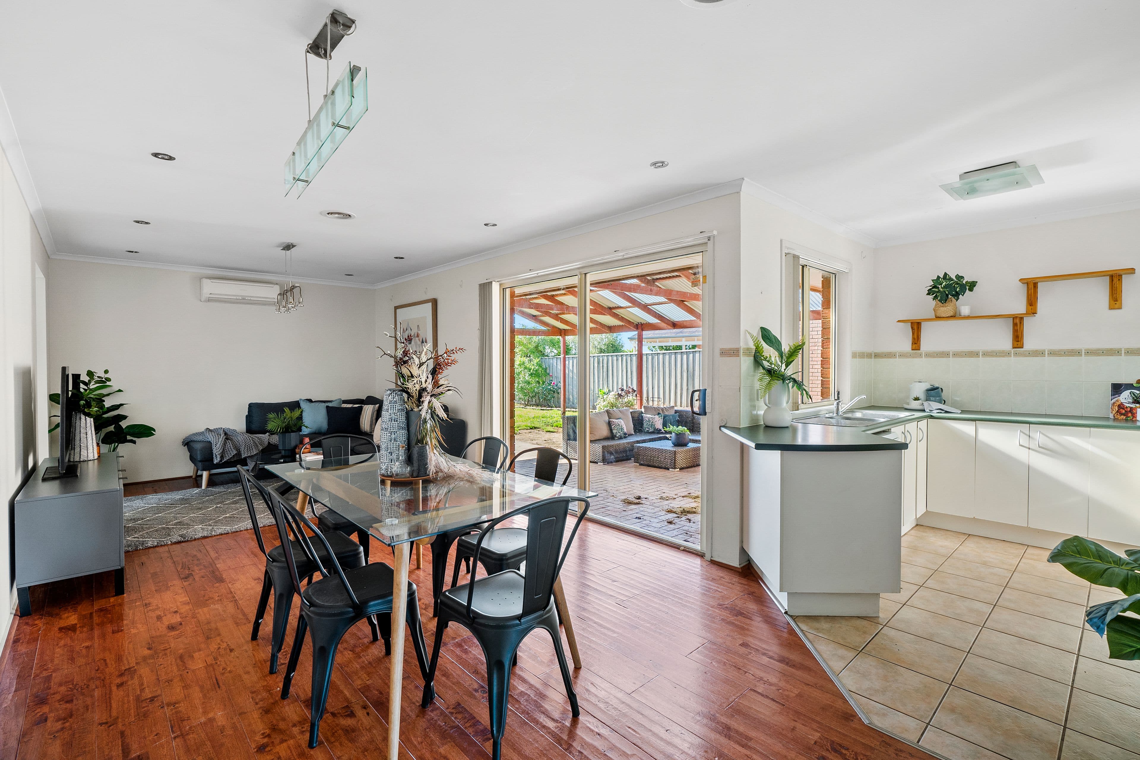 49 Kingston Avenue, Narre Warren South VIC 3805, Narre Warren South - Thumbnail 4