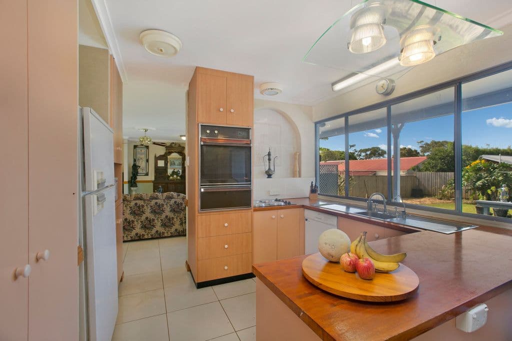 16 Wilmot Street, VICTORIA POINT QLD 4165, Victoria Point - Thumbnail 7