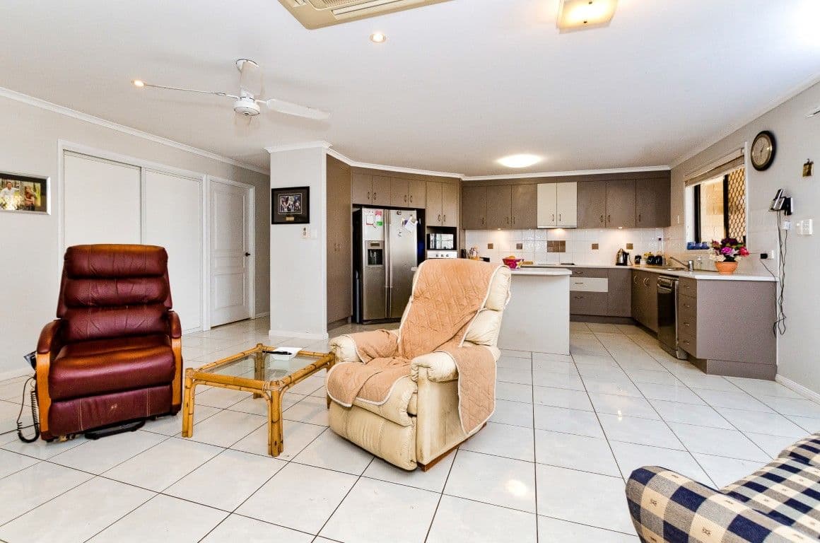 32 Reinaerhoff Crescent, Glen Eden QLD 4680, Glen Eden - Thumbnail 5