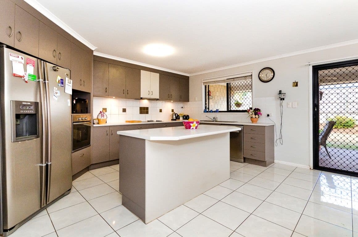 32 Reinaerhoff Crescent, Glen Eden QLD 4680, Glen Eden - Thumbnail 6