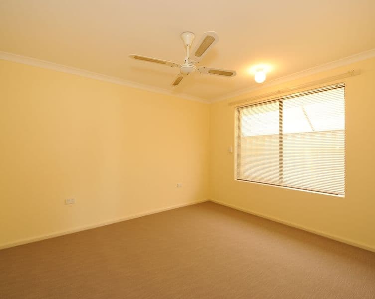 18 Nightingale Way, Warnbro WA 6169, Warnbro - Thumbnail 6