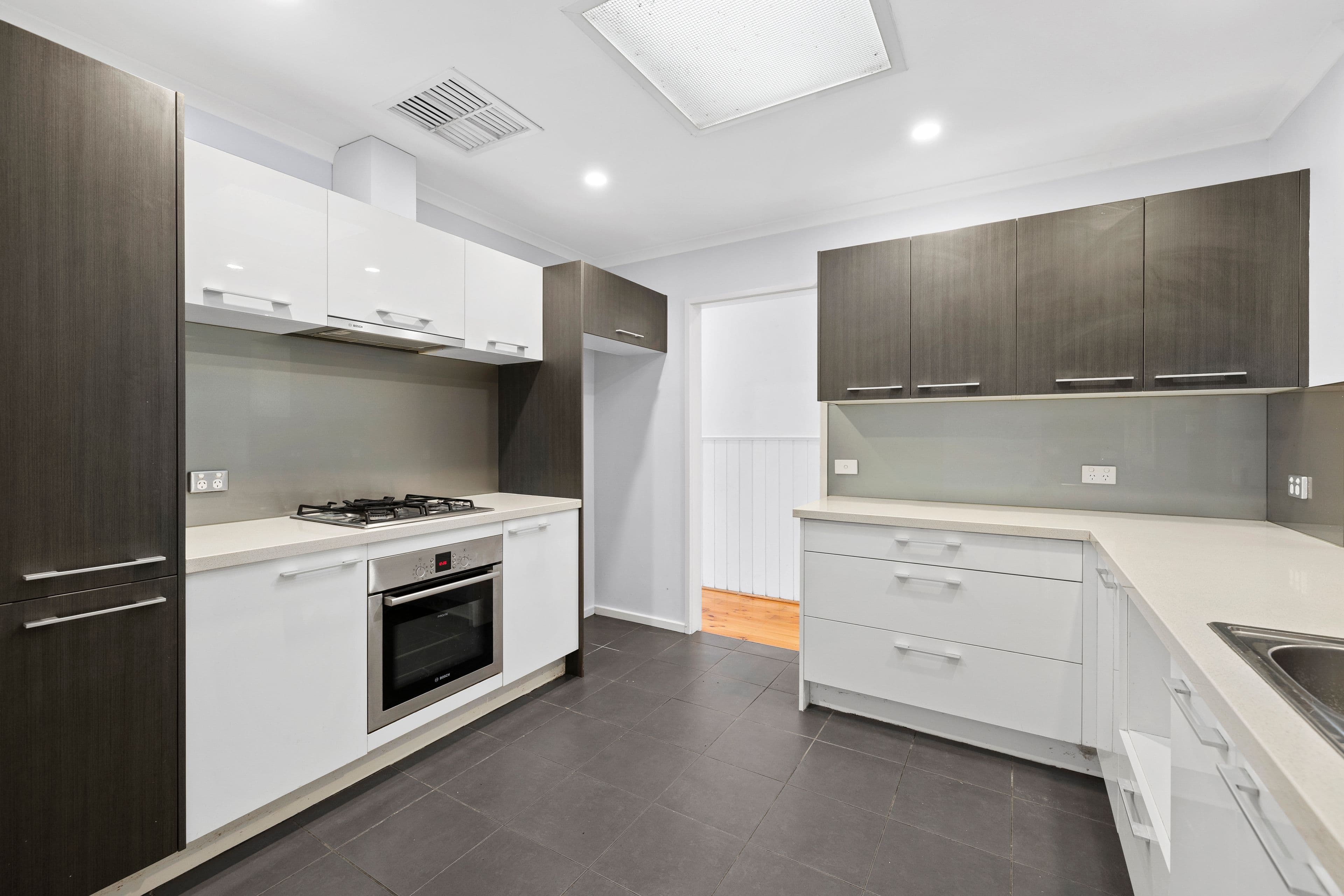 14 The Boulevard, Montrose VIC 3765, Montrose - Thumbnail 7