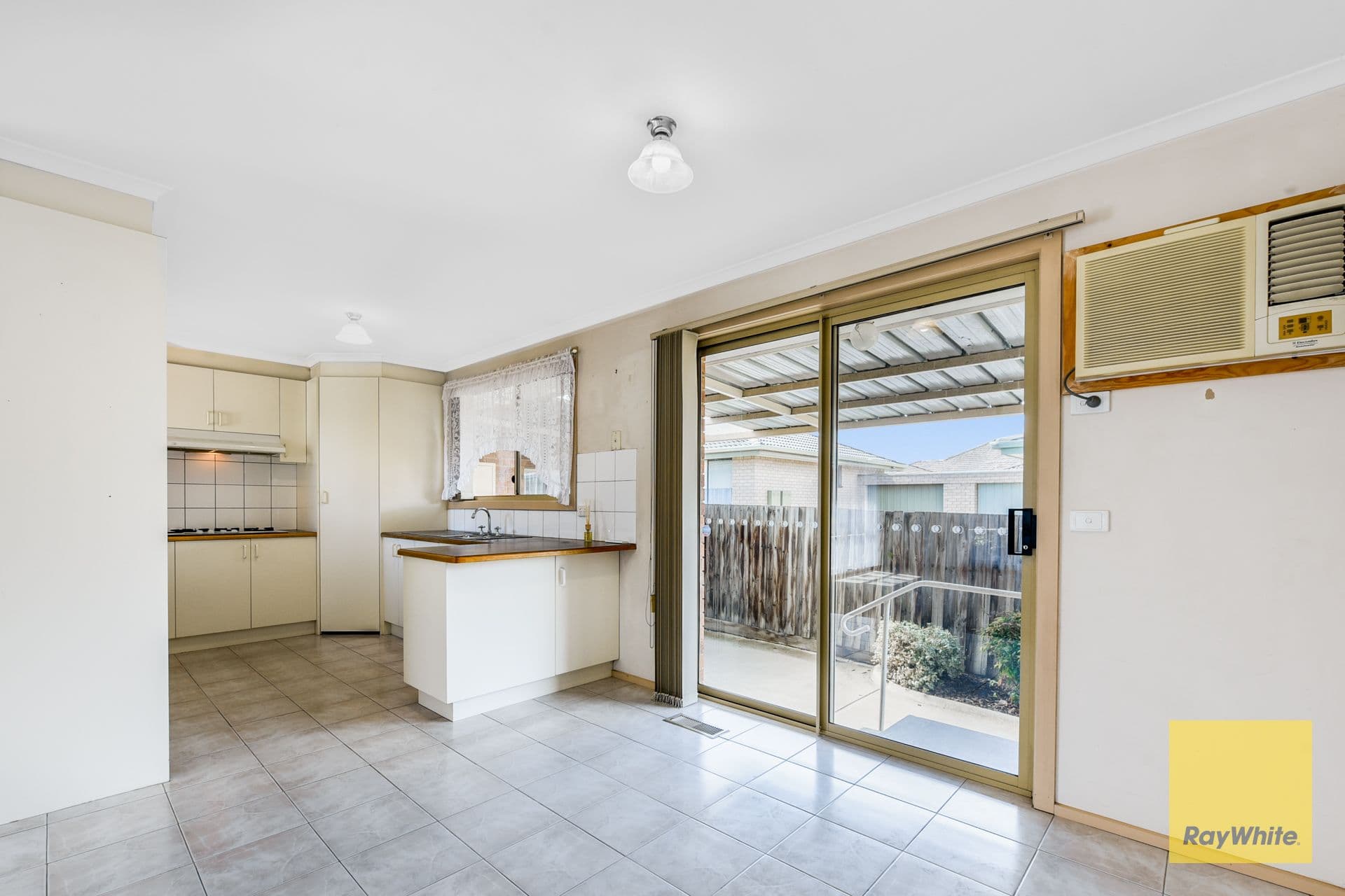 10 Olive Street, Dandenong VIC 3175, Dandenong - Thumbnail 4