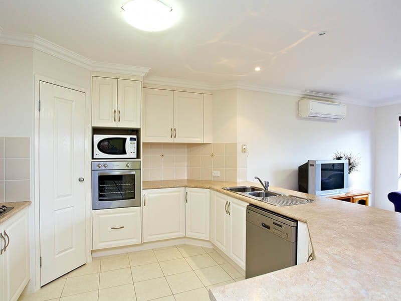 9 Baybreeze Crescent, MURRUMBA DOWNS QLD 4503, Murrumba Downs - Thumbnail 2