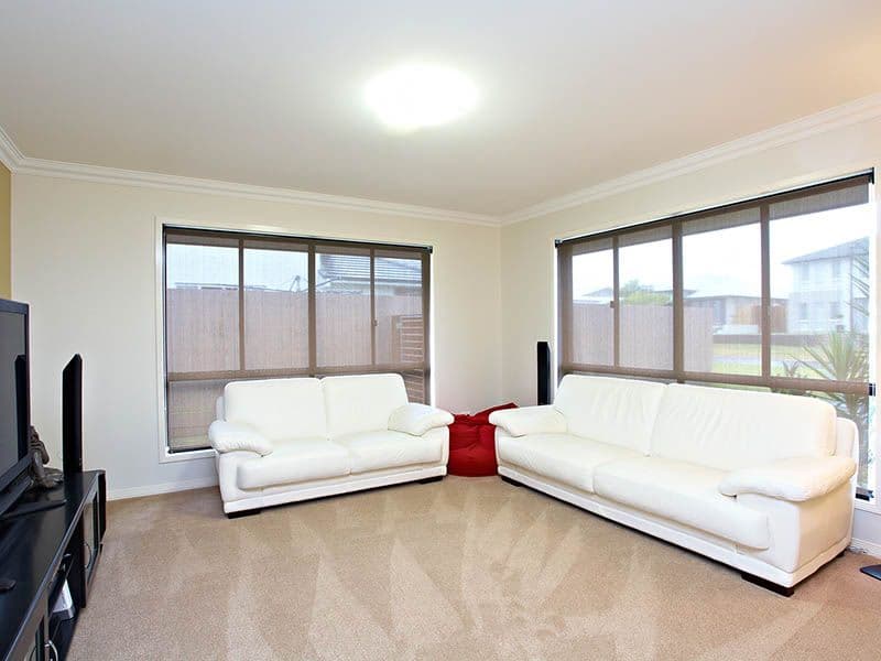 9 Baybreeze Crescent, MURRUMBA DOWNS QLD 4503, Murrumba Downs - Thumbnail 4