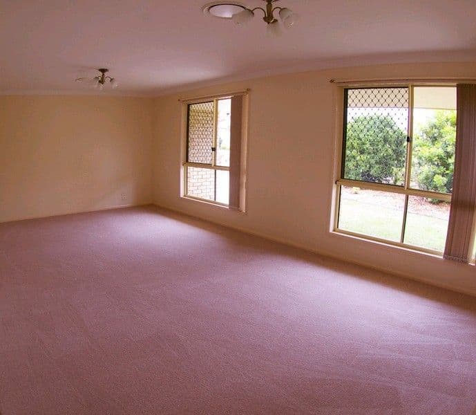 11 Pauline Court, DECEPTION BAY QLD 4508, Deception Bay - Thumbnail 4