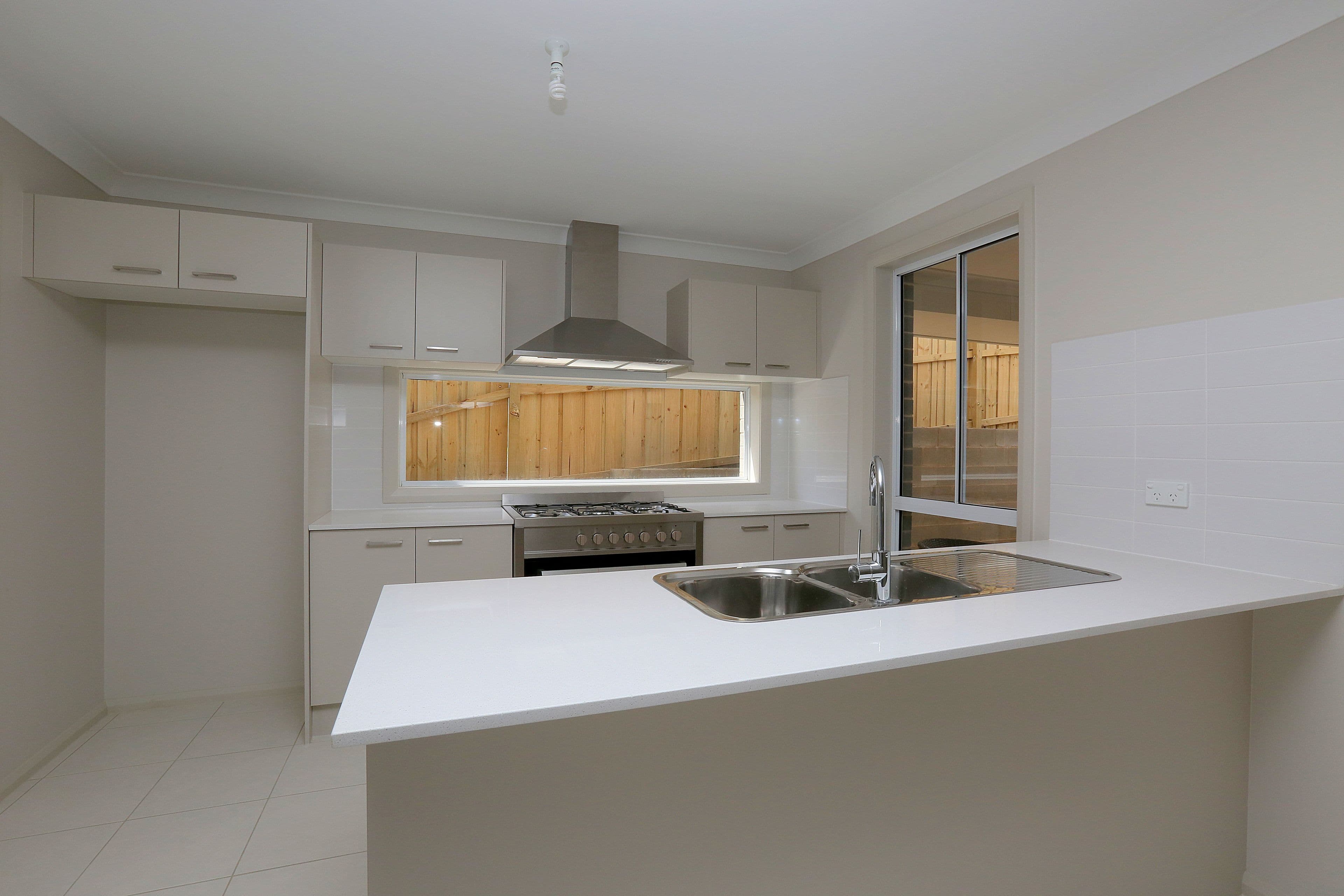 12 Jones Avenue, Potts Hill - Thumbnail 4