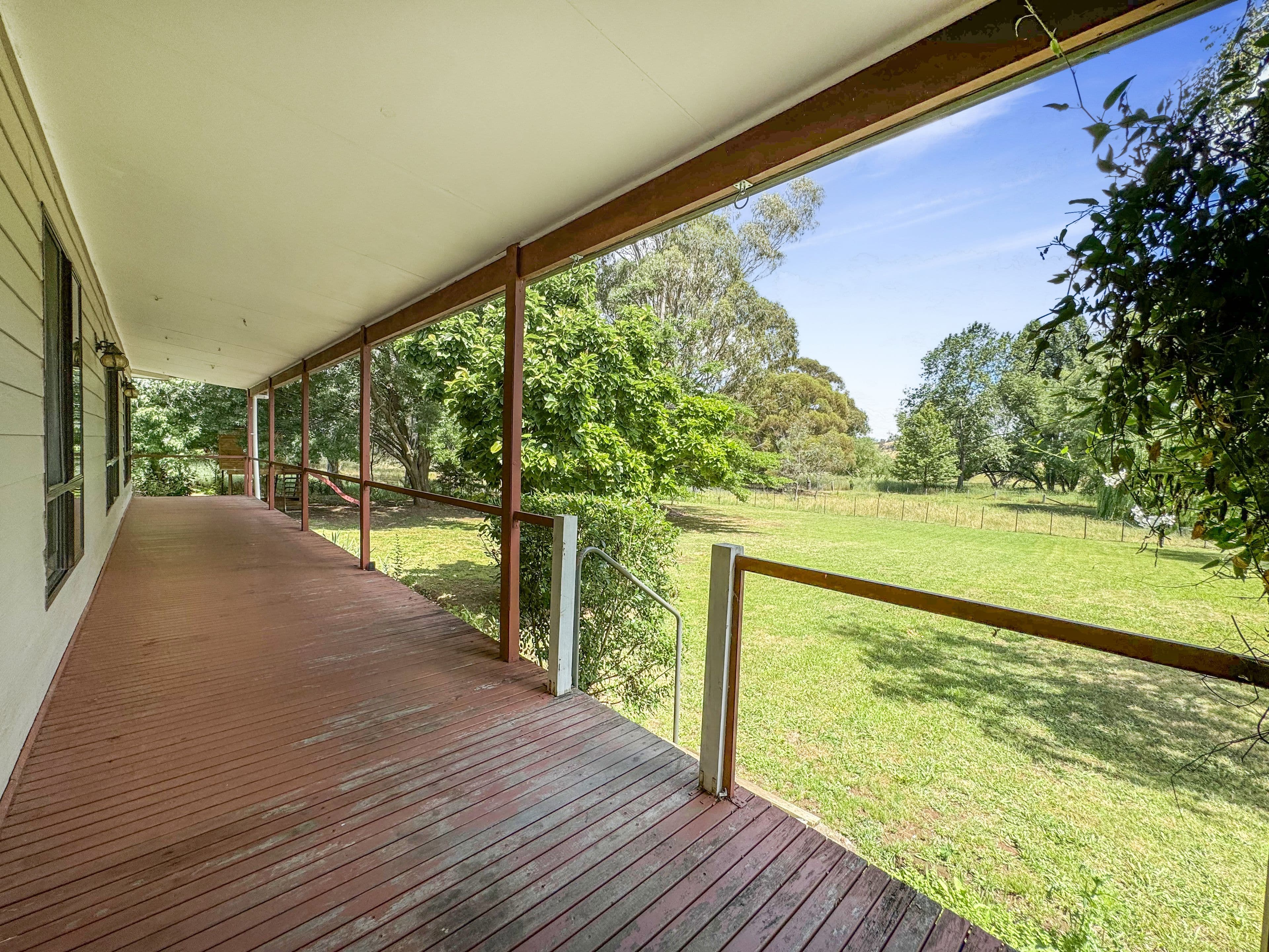 71 Gilmore Street, Adelong NSW 2729, Adelong - Thumbnail 2
