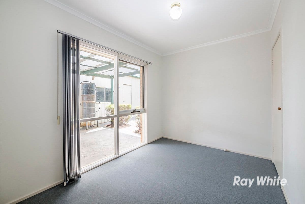 2 Gabriella Court, Cranbourne North VIC 3977, Cranbourne North - Thumbnail 8