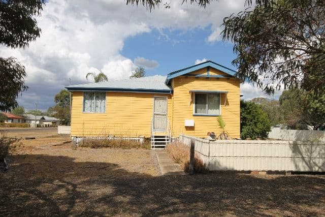 2 Annie Street, DALBY QLD 4405, Dalby - Image 1