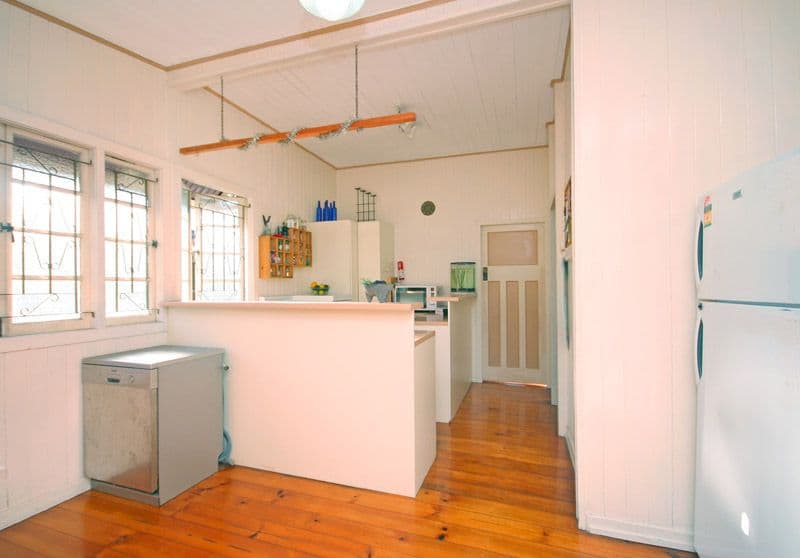 33  Palmerston Street, ANNERLEY QLD 4103, Annerley - Thumbnail 6