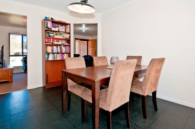 19 Timperley Court, MARSDEN QLD 4132, Marsden - Thumbnail 5