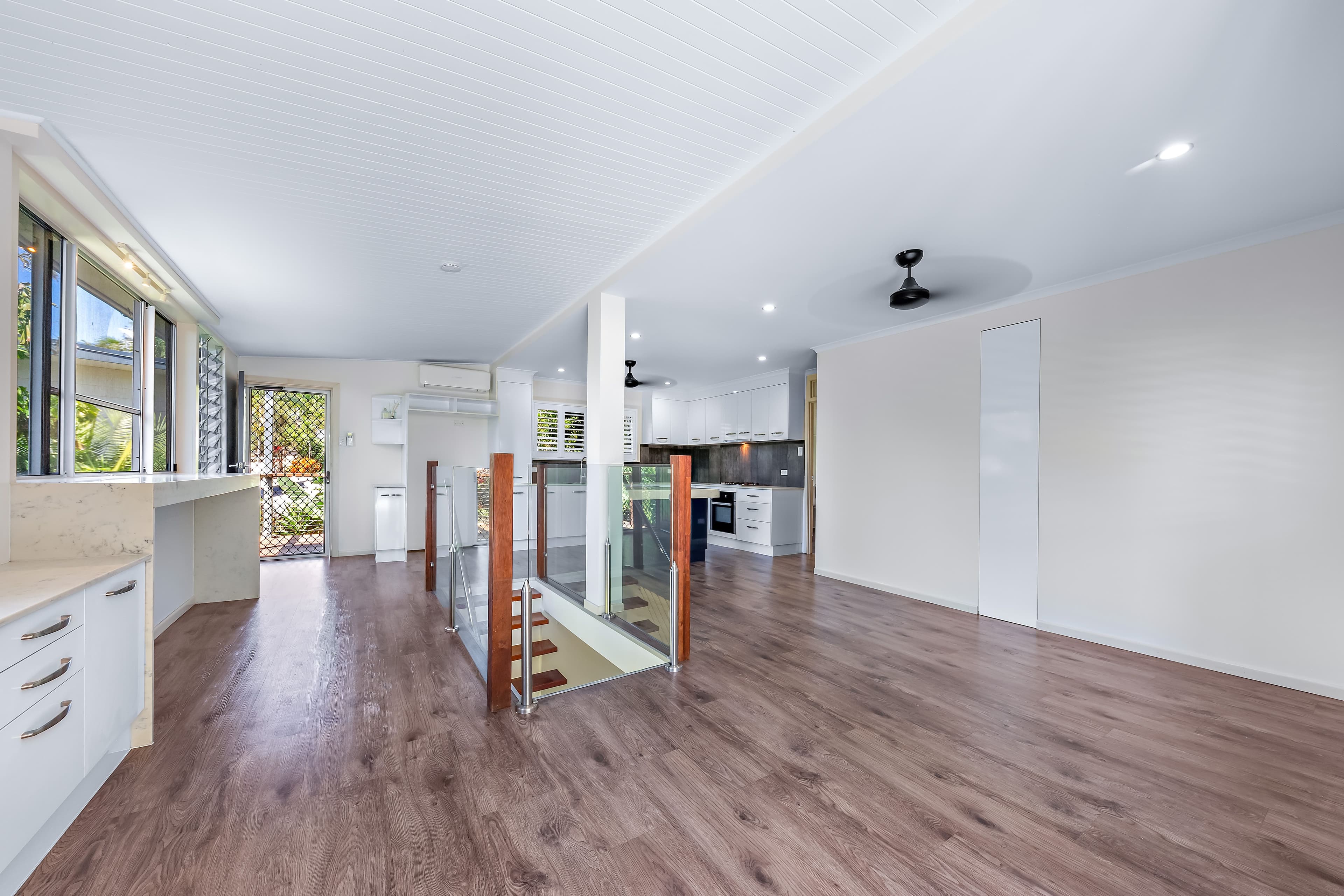 14 Wambiri Street, Cannonvale QLD 4802, Cannonvale - Thumbnail 4